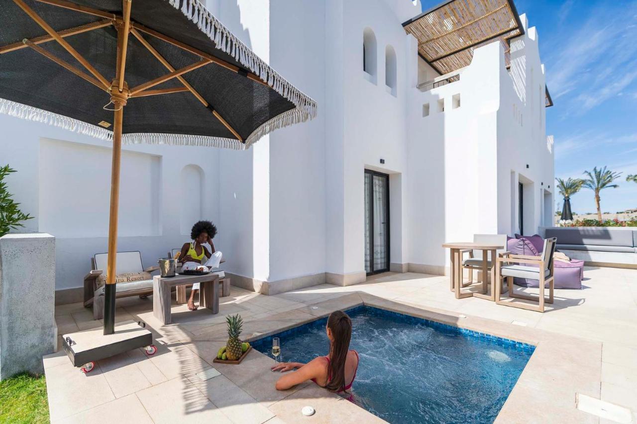Sunrise Tucana Resort Grand Select Hurghada Eksteriør billede A private pool at a villa in Spain